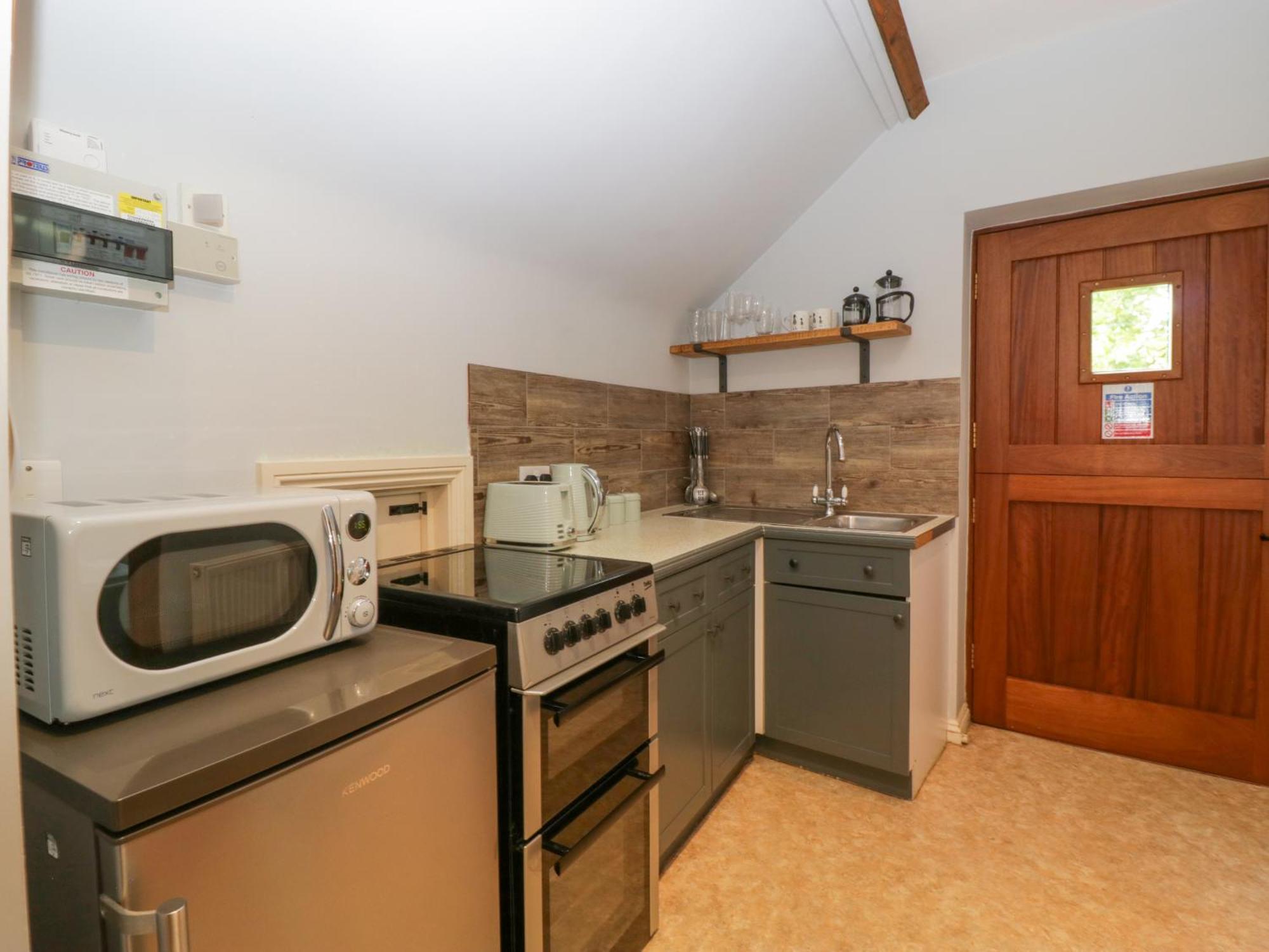 טוקסברי The Coach House Apartment מראה חיצוני תמונה